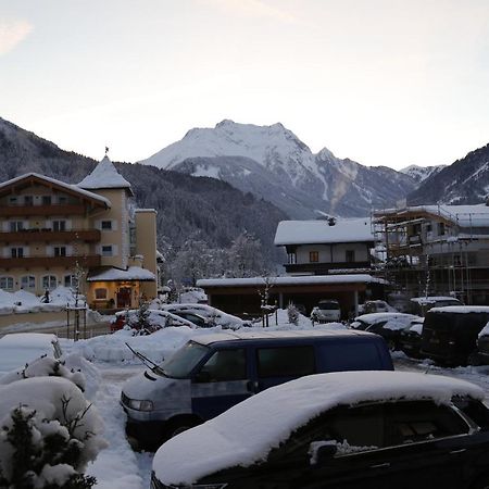 Hotel&Suites Glück Auf Mayrhofen Exterior foto